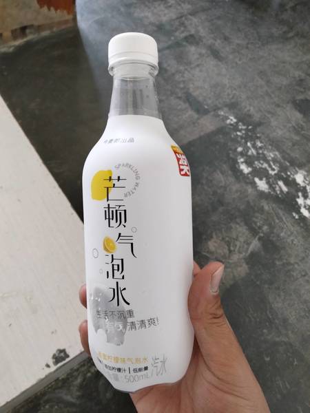 <em>芒顿</em><em>小镇</em> <em>芒顿</em>香蜜柠檬味气泡水500mL