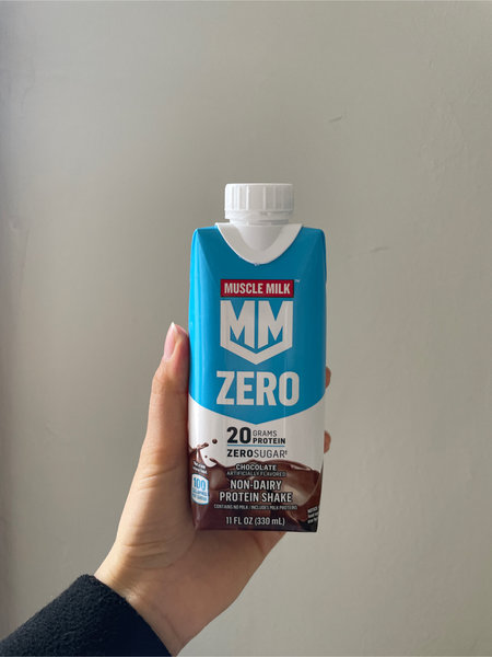 MUSCLE MILK <em>Non</em>-dairyproteinshake