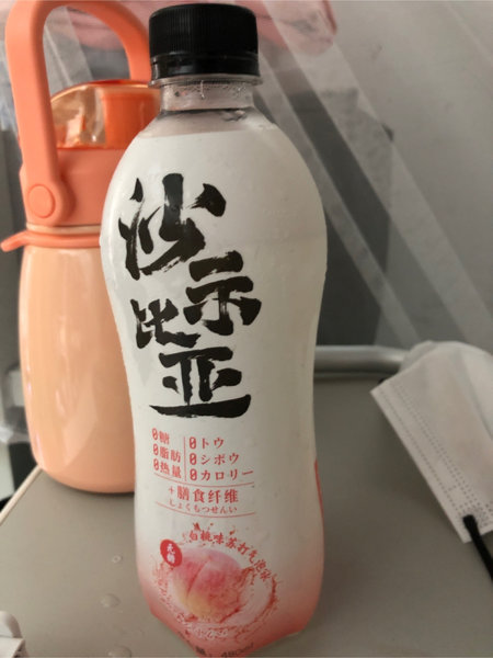 香雪亚洲 <em>白<em>桃味</em></em><em>苏打</em><em>气泡</em>水(<em>汽水</em>)480ml