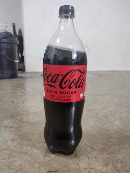 <em>Cola</em> <em>Cola</em> zerosugarnocalories1.5L