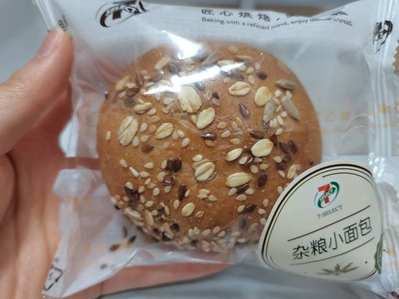 711 杂粮小面包