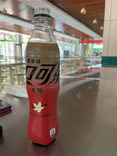 可口可乐 零度香草味汽水 500ml 瓶装