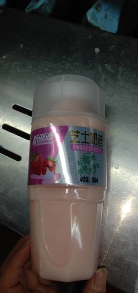 新湖源 草莓椰果奶昔乳酸菌饮品