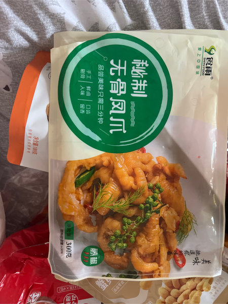 食雨食品 ，秘制无骨凤爪，300g