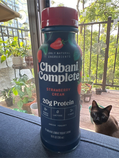 Chobani <em>Complete</em> 酸奶无添加糖【草莓味】