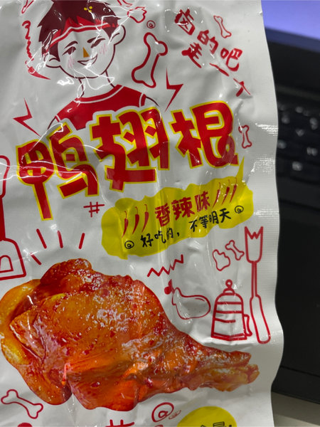 波比熊 鸭翅根香辣味40克