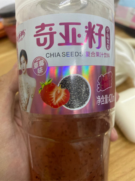 百多利 奇亚籽草莓味复合果粒果汁饮料