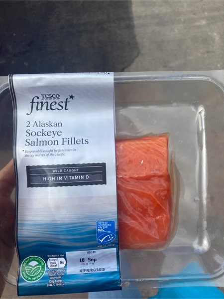 Tesco  <em>finest</em> sockeyesalmonfillets