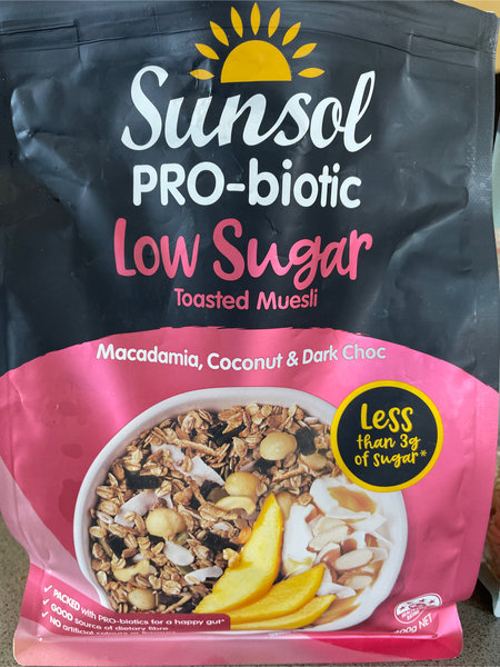 <em>Sunsol</em> ProbioticToastedMueslimacadamiacoconutdarkchoc