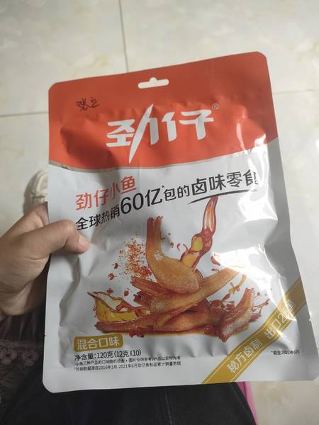 劲仔 120克小鱼混合口味