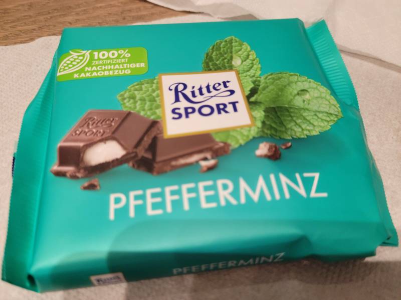 Ritter Sports 薄荷夹心黑巧克力