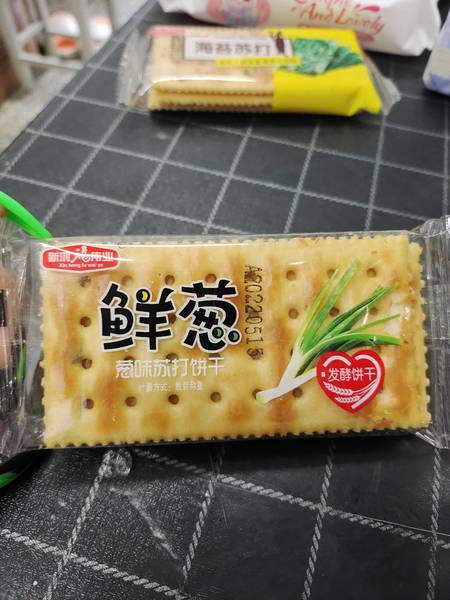 新鸿伟业 鲜葱葱味苏打饼干