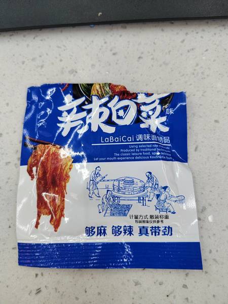 齐治亮亮 辣白菜味调味面制品