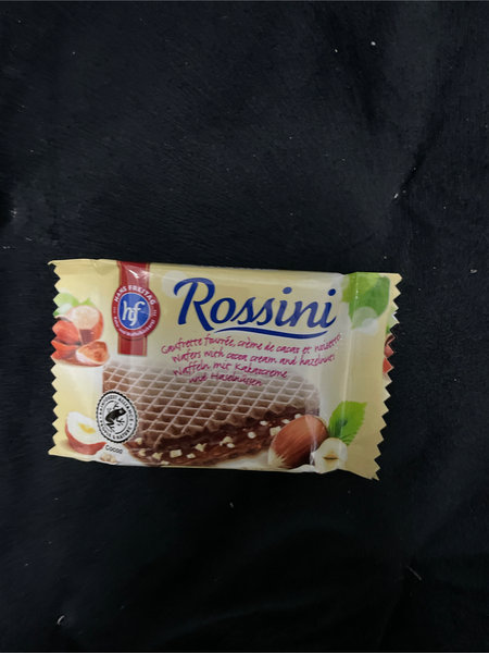 Rissini 汉斯榛子巧克力威化饼