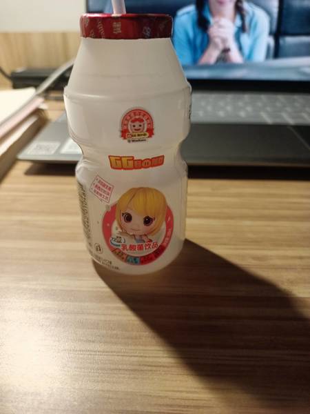 聪明乐 猪猪侠100ml草莓乳酸菌