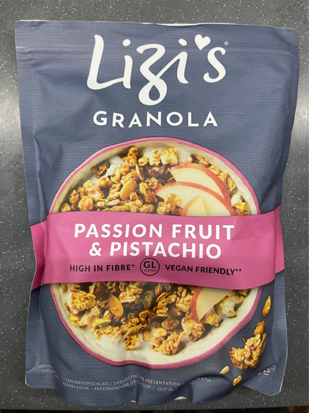 Lizis GranolaPASSIONFRUIT&<em>PISTACHIO</em>