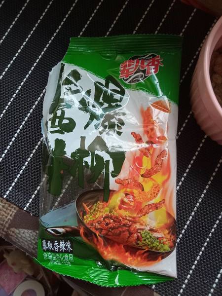 辈儿香信宇 酱爆牛柳膨化食品(藤椒香辣味)