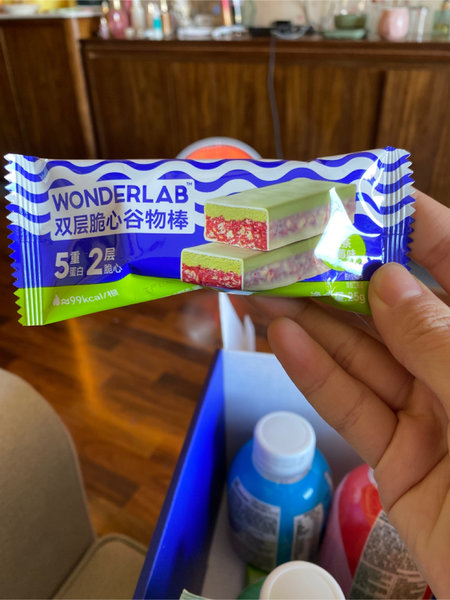 wonderlab 抹茶草莓味双层脆心谷物棒