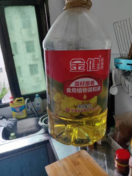 金健 乐米乐食用植物调和油(菜籽原香)(转)