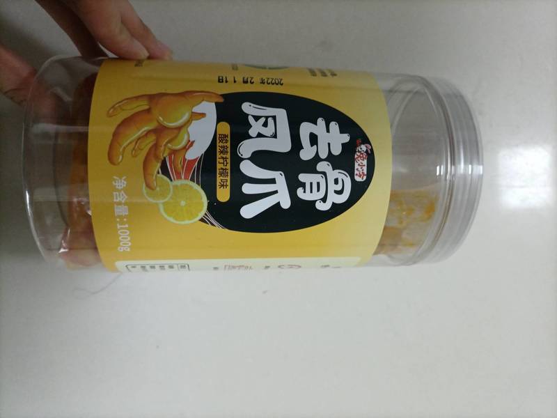 兔小冷 酸辣柠檬鸡爪