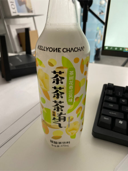 <em>茶茶</em>茶有气 茶树花奇兰风味碳酸茶饮料