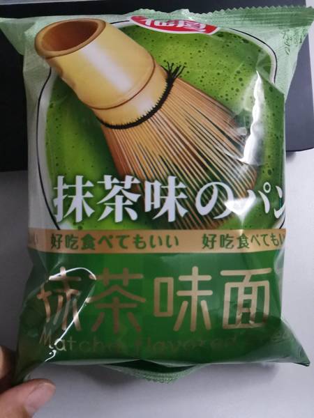 麦米尔 新品抹茶味面包