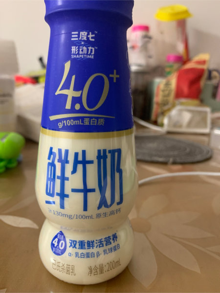 三度七×形动力 鲜牛奶