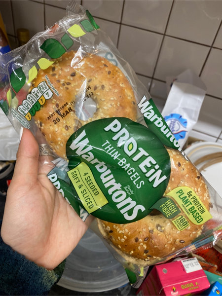 Warburtons 高蛋白含籽薄贝果