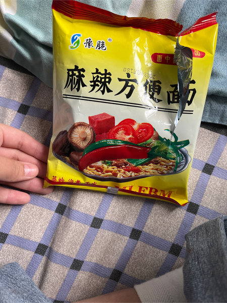 豫脆 麻辣方便面