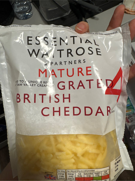 Esstential Waitrose Britishcheddar