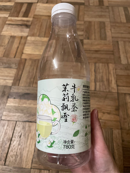 盒马 NB 茉莉<em>飘雪</em>牛乳茶