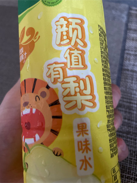 永辉优选馋大狮 馋大狮颜值有梨果味水500ml