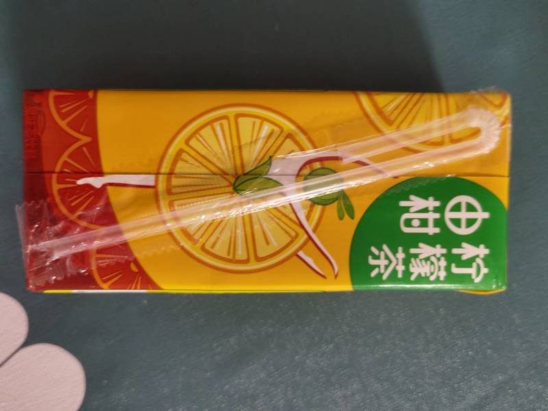 东鹏饮料 由柑柠檬茶