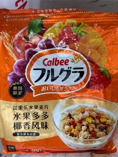 日本北海道限定Calbee 水果麦片