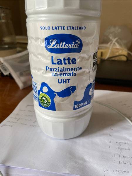 <em>latte</em>ina <em>Latte</em>