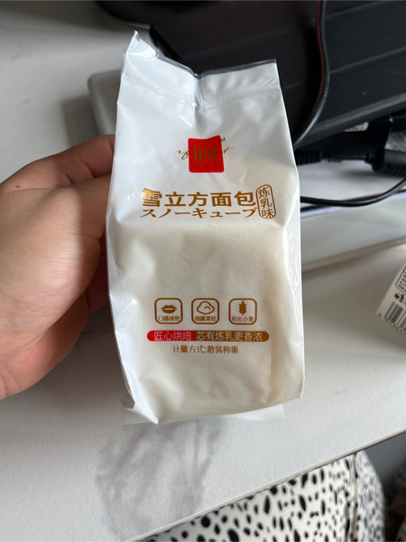 爱斐堡 雪立方面包(炼乳味)