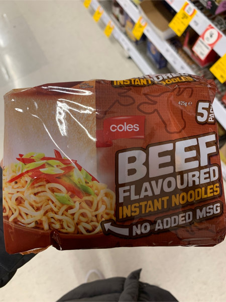 coles 牛肉味泡面