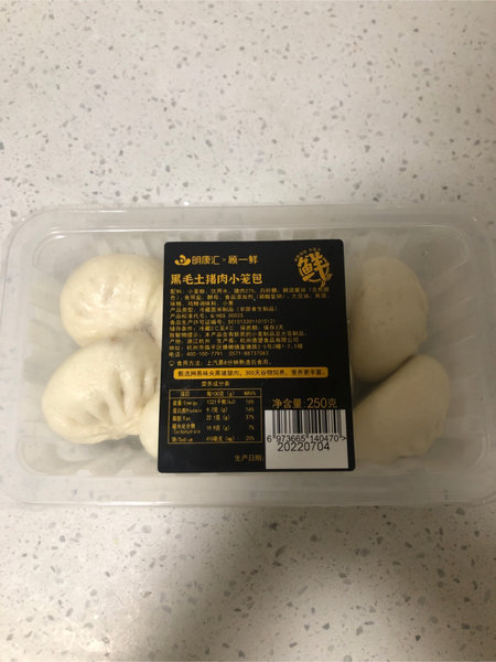 明康汇×顾一鲜 黑毛土猪肉小笼包250g()