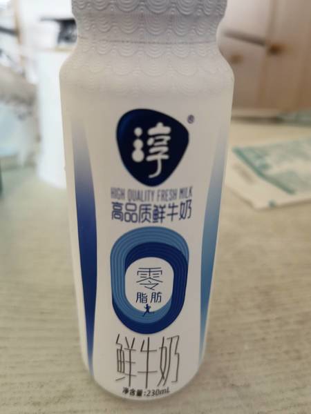 淳 塑瓶0脂肪鲜牛奶230ml