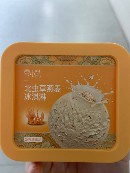 零<em>小乳</em> 北虫草燕麦冰淇淋