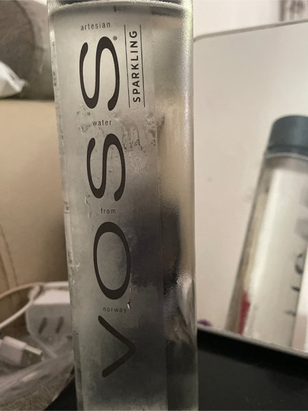 Voss 气泡水