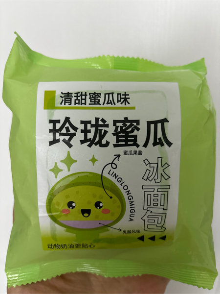 711 玫珑蜜瓜冰面包