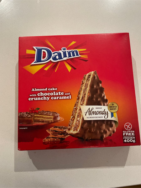 <em>Daim</em> AlmondCake