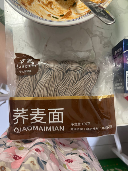 万冠 荞麦面