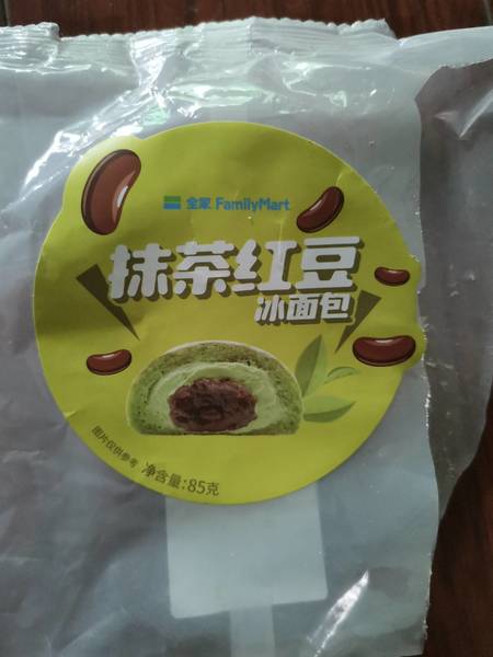 全家 抹茶红豆冰面包