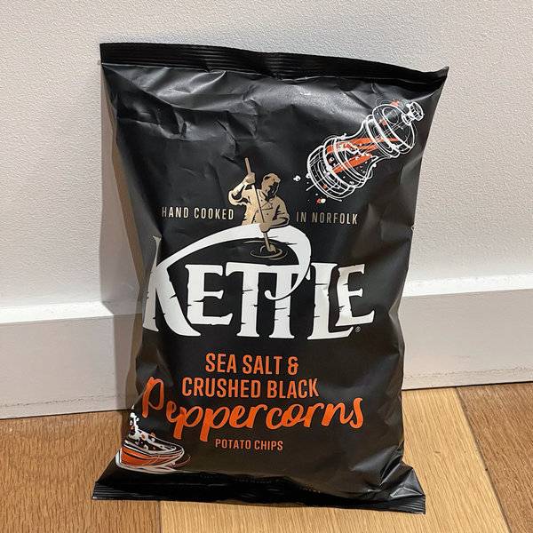 kettle SeaSalt&CrushedBlackPeppercornChips