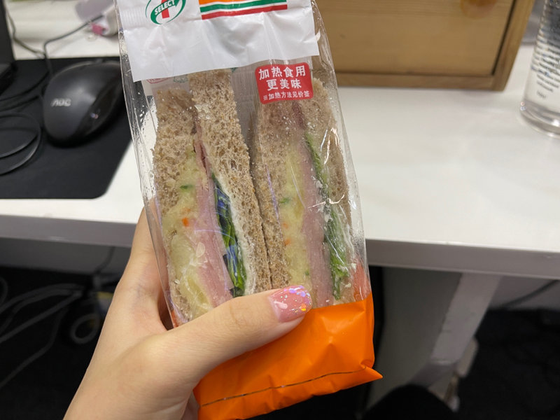 711 C全麦火腿土豆泥三明治130g