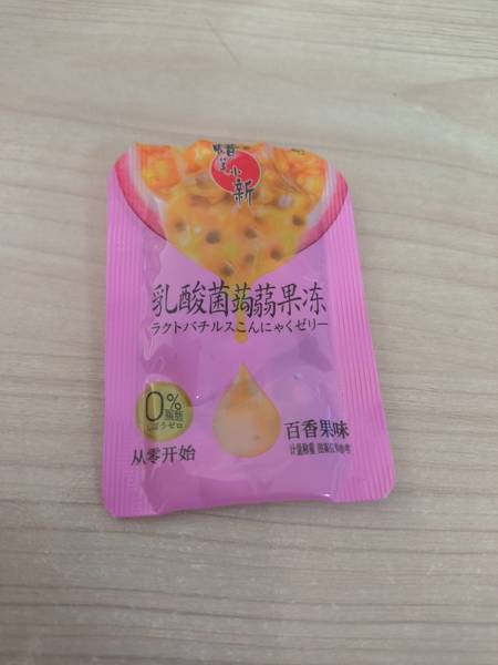 蜡笔小新 <em>乳<em>酸菌</em></em>蒟蒻<em>果冻</em>(百香<em>果味</em>)